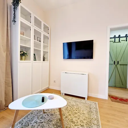 Rynek Apartment *