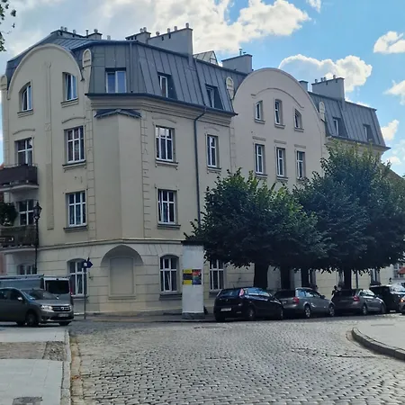 Rynek شقة ريشيل